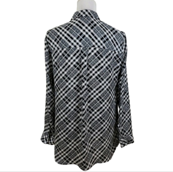 Express ~ Woman Size M~ White/Black "The City Shirt" Blouse Roll Tab Sleeve Tap. - Picture 2 of 11